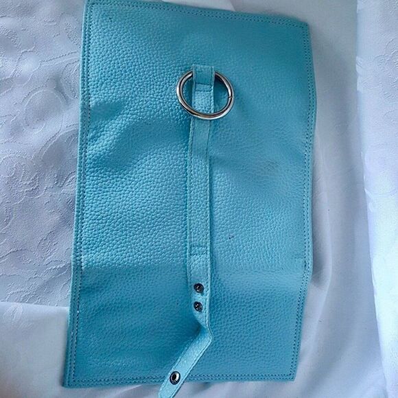Womens Trifold Aqua Blue Wallet 8" Wide Zipper Pockets Pebbled Faux Leather - Picture 3 of 7